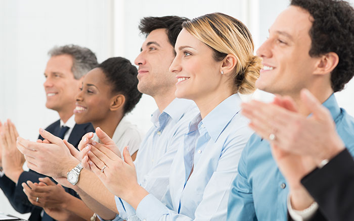 employees-clapping